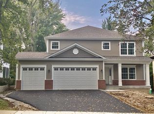 336 W Helen Rd, Palatine, IL 60067