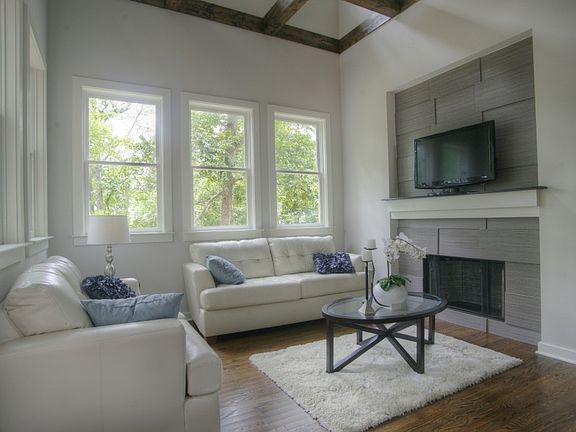 Living Room with Gas Fireplace