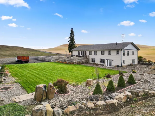 1390 Sather Rd, Genesee, ID 83832