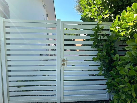 5th image of 19610 SW 86th Ave