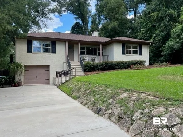 123 Confederate Dr, Spanish Fort, AL 36527
