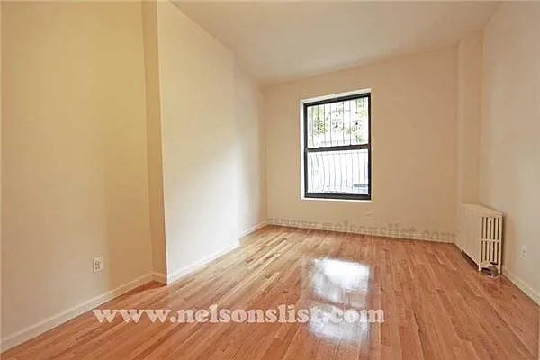 Rented by R New York | media 15