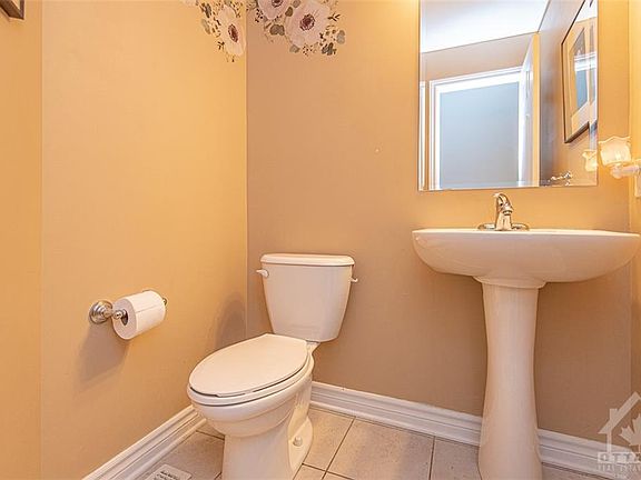 5th image of 216 Gerry Lalonde Dr