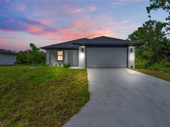 3224 53rd St W, Lehigh Acres, FL 33971