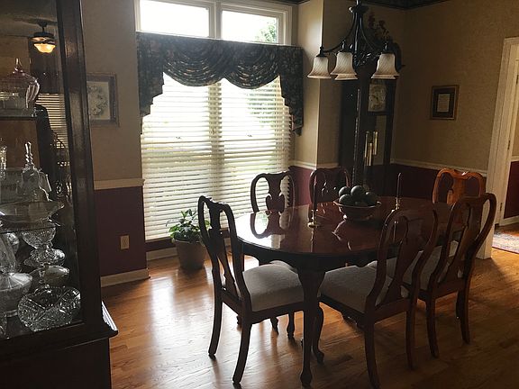 formal dining room