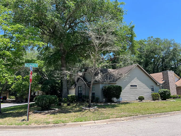2605 Yarmouth Ln — Photo 30