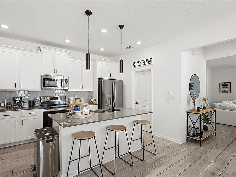 6405 Sprucepine Ln — Photo 12