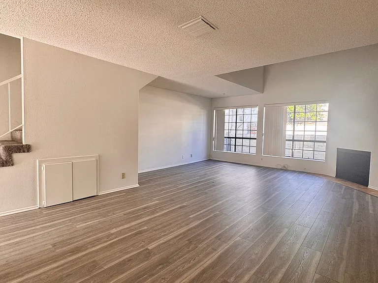 14468 Benefit St #5 — Photo 3