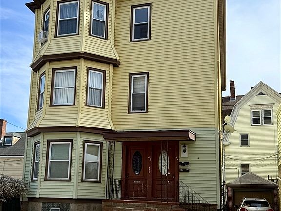 4th image of 42-44 Wing St