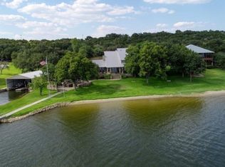 2911 Colonels Row, Graford, TX 76449