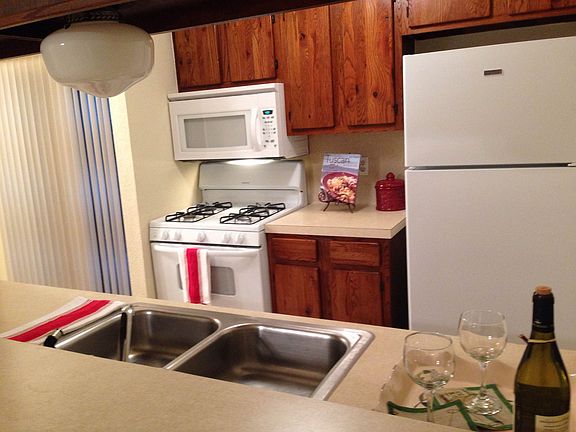 4th image of 1817 Gracy Farms Ln