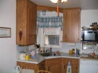 17465 Lennane, Redford, MI 48240