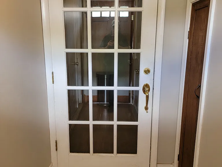 32 E Main St #A — Photo 1
