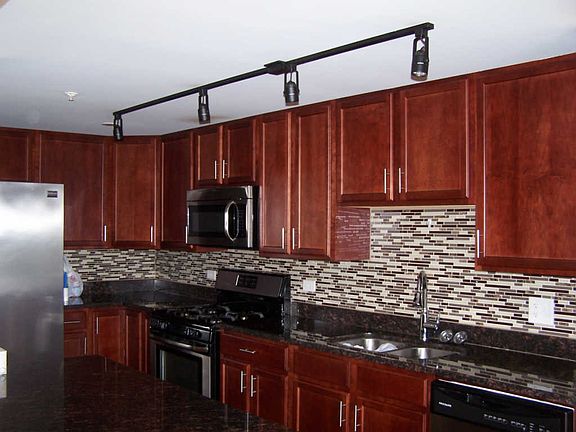 5th image of 21 Kristin Dr Unit 923