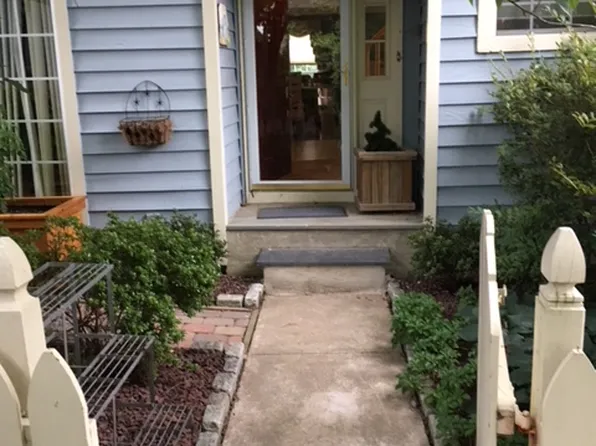 172 Orchard Ct, Blue Bell, PA 19422