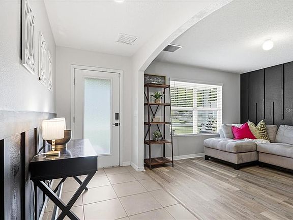5th image of 22885 NW 197TH PLACE