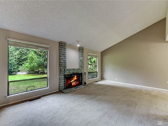 3rd image of 22808 SE 40th St