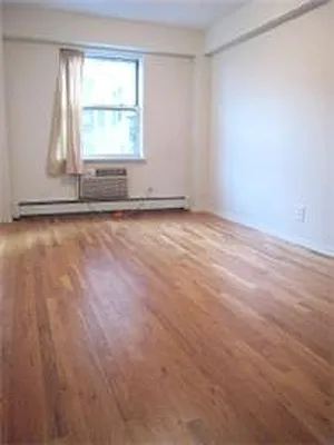 Rented by Cooper & Cooper Real Estate | media 19