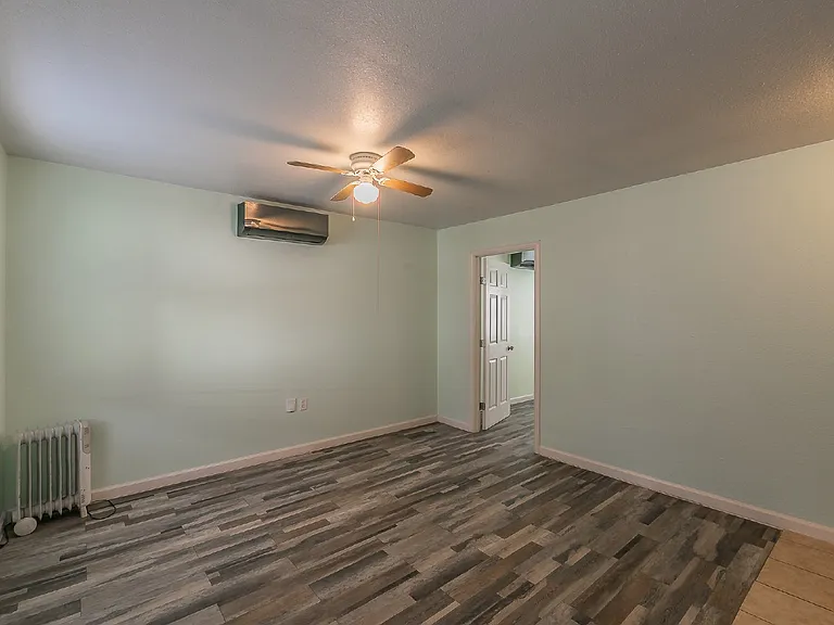 3524 Avenue M #B — Photo 1
