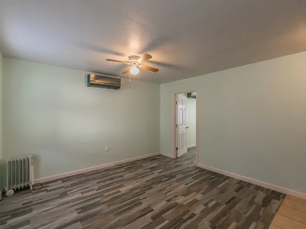 3524 Avenue M #B, Fort Worth, TX 76105