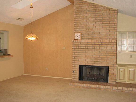 3rd image of 5116 Whisperwood Blvd