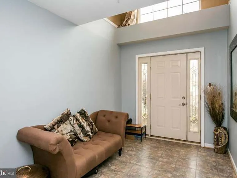 8130 Mallard Shore Dr — Photo 4