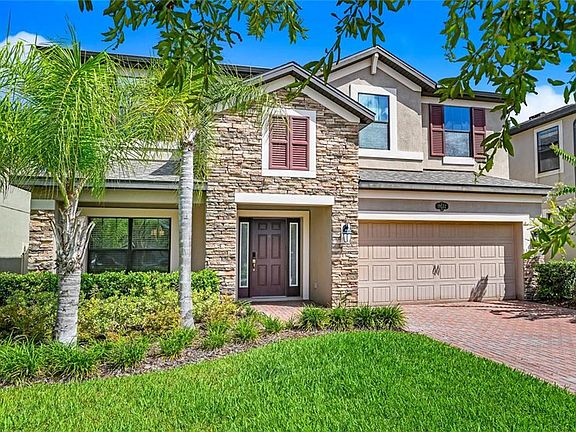 4th image of 19532 Whispering Brook Dr