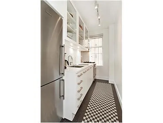 Rented by Douglas Elliman | media 2