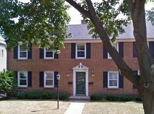 8343 Gridley Ave, Wauwatosa, WI 53213