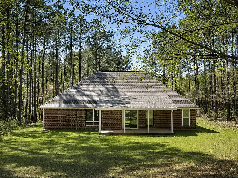 29 Bedford Forrest Ln — Photo 17