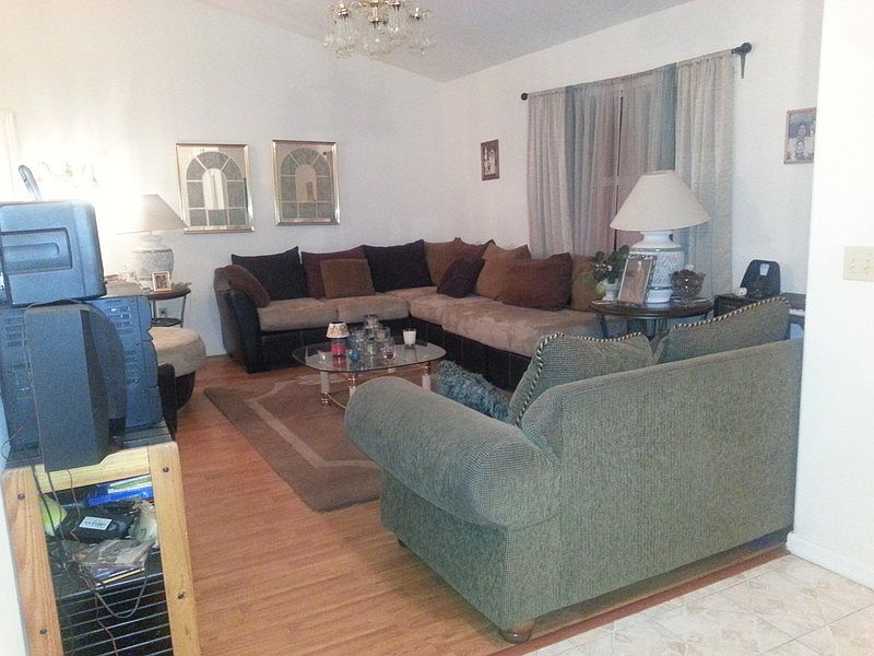 2nd image of 1125 SW 123rd Pl