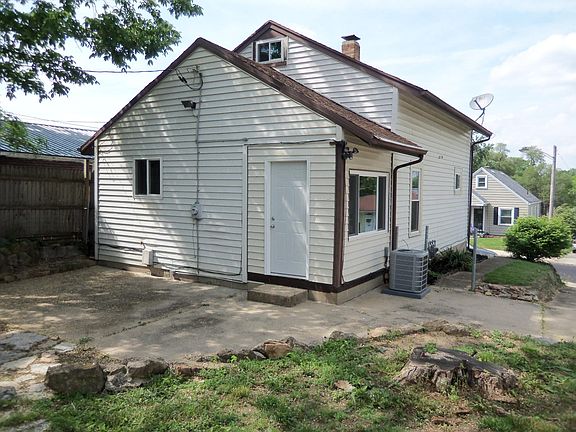 2nd image of 4246 Woodcliffe Ave