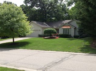 2058 Kemp Rd, Bloomfield Hills, MI 48302