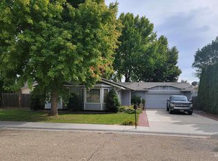 2918 Owyhee Ln, Caldwell, ID 83605