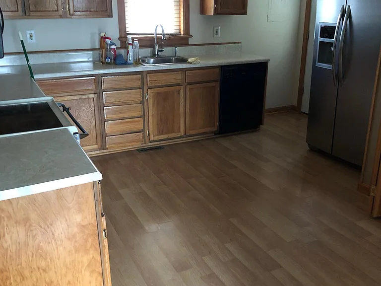 230 Laurel Ave — Photo 5