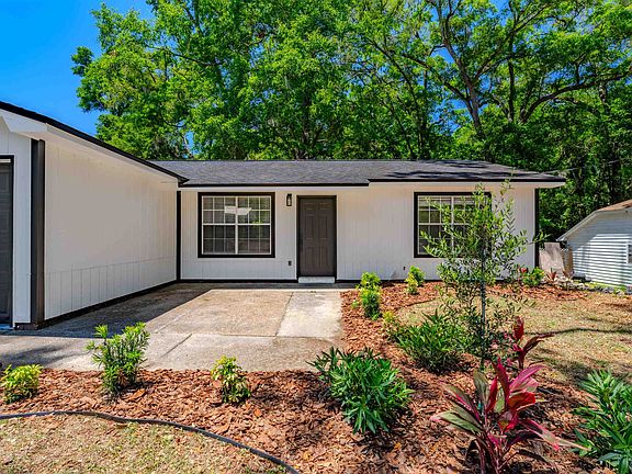 3rd image of 4024 Elder Ln