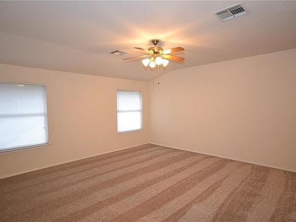 3rd image of 1302 Wood Creek Dr