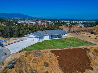18560 Ambrosio Cir, Corona, CA 92881