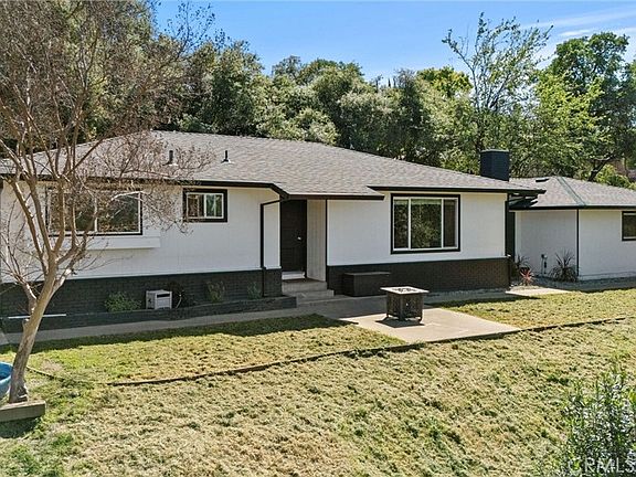 2nd image of 904 Long Bar Rd