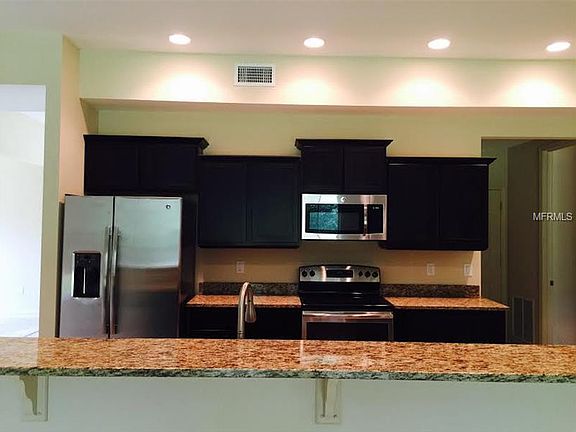 2nd image of 111 Southridge Ln