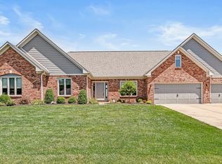 1467 Forest Commons Dr, Avon, IN 46123