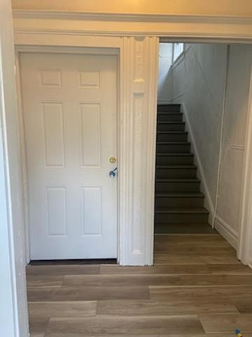 1st image of 109 Chelsea Ave #1