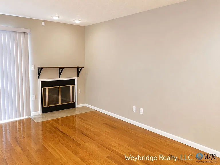 9821 Timbers Dr — Photo 8