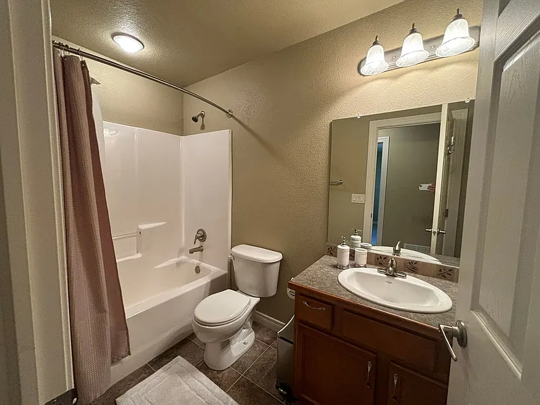 6817 Dunsmore Rd — Photo 15