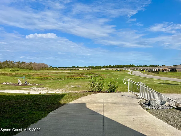 3400 Burrowing Owl Dr — Photo 32