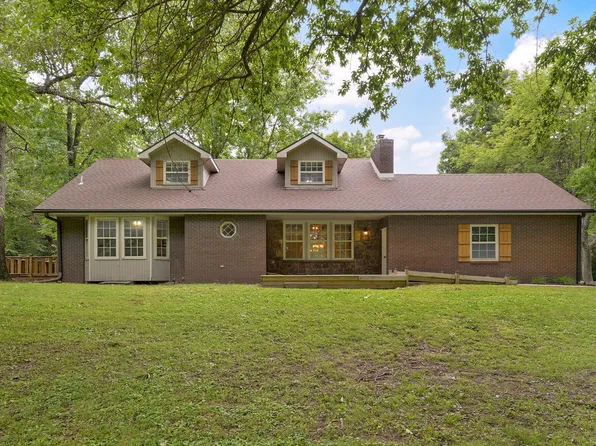 9971 E Farm Road 104, Strafford, MO 65757