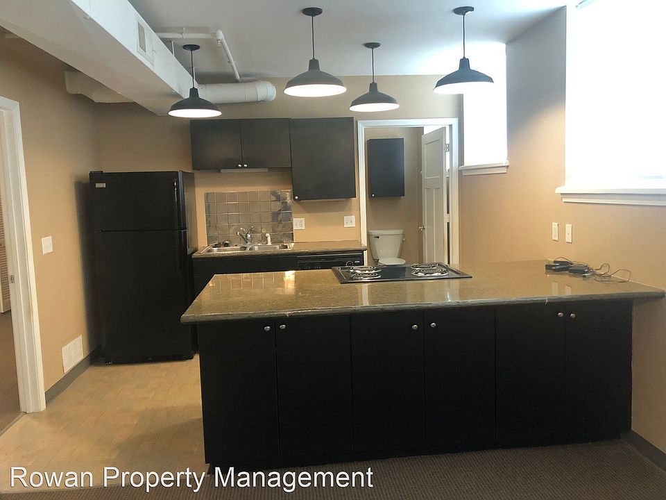 1st image of 1040 Orville Ave #4