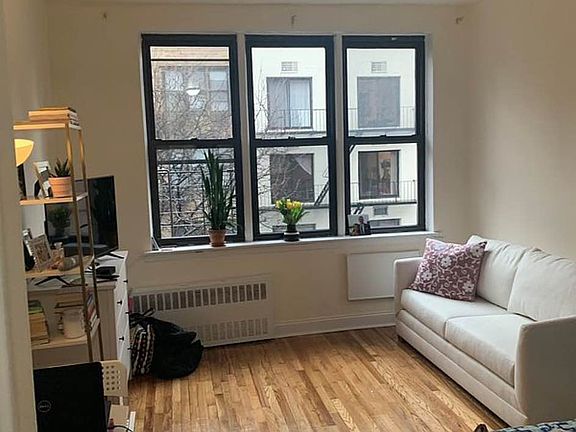 4th image of 334 E 90th St APT 5D