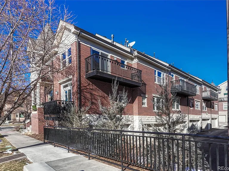 2 Garfield St #B — Photo 38