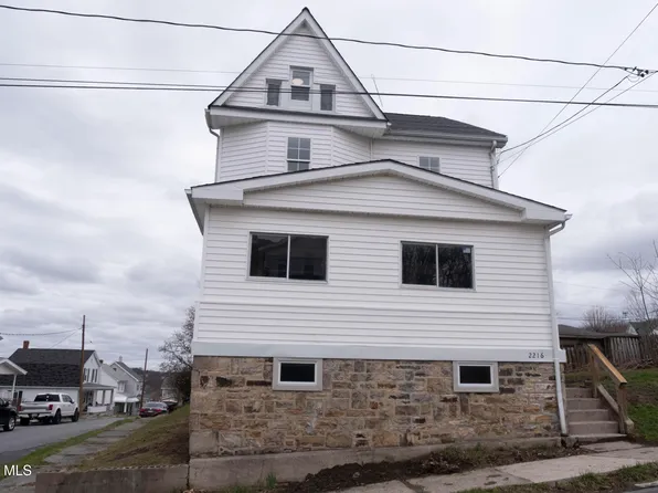 2216 4th St, Altoona, PA 16601